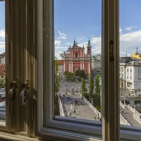 Filip's Palace Luxurious * Laibach