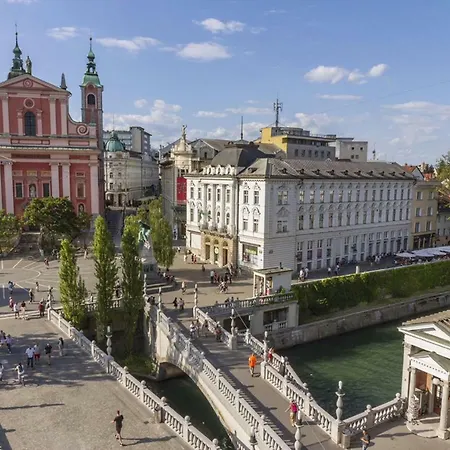 Filip’s Palace Luxurious * Ljubljana