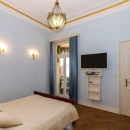 Filip's Palace Luxurious Apartamento *