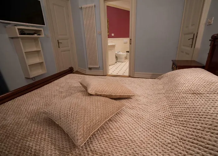 Filip's Palace Luxurious * Любляна