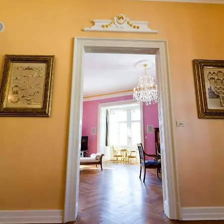 Апартаменти Filip's Palace Luxurious Любляна