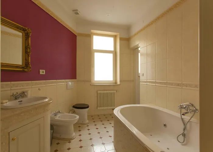 Lejlighed Filip's Palace Luxurious *