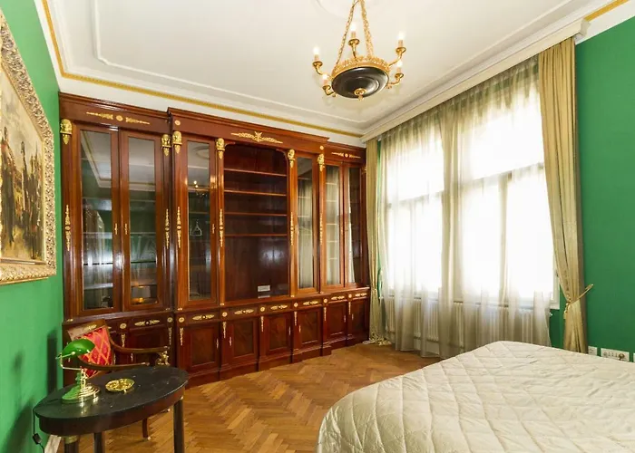 Filip's Palace Luxurious *